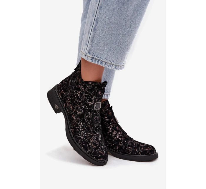 obuv z přírodního semiše na nízkém podpatku model 21713893 - D&A obuv z přírodního semiše na nízkém podpatku model 21713893 - D&A