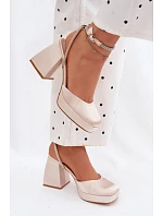 Dámské sandály na podpatku typu sloupek s páskem se šperky Zlaté Seraphina Dámské sandály na podpatku typu sloupek s páskem se šperky Zlaté Seraphina