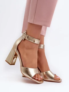 Sandály na podpatku  model 197090 Step in style