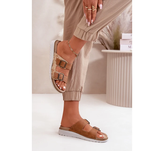 Dámské Pohodlné Sandały S Přezkami Hnědé model 21667972 - Inblu