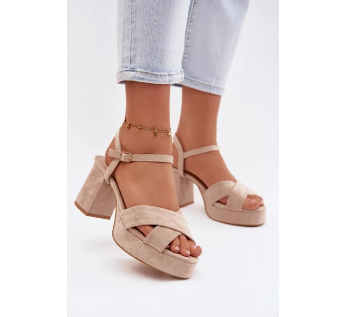 Dámské sandály na podpatku béžové Janelia