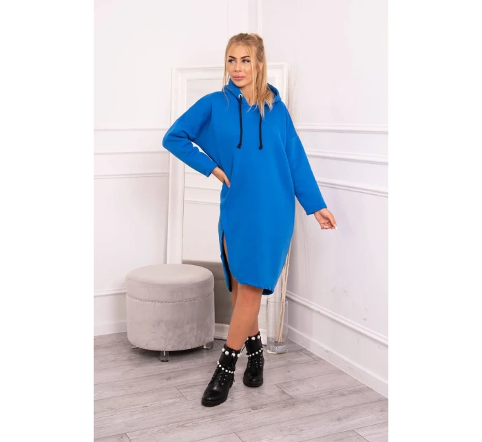 Šaty s kapucí a bočním rozparkem chrpově modré