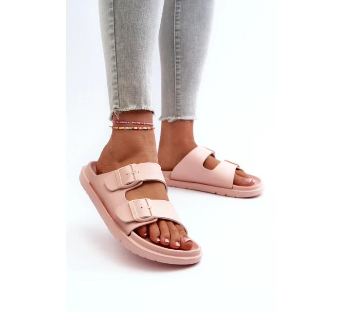 Lehké dámské pěnové pantofle s přezkami Big Star model 21660731 růžové - Big Star Shoes Lehké dámské pěnové pantofle s přezkami Big Star model 21660731 růžové - Big Star Shoes