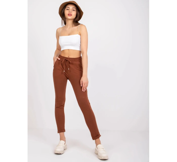 Hnědé dámské úpletové kalhoty typu chino model 21470493 - Factory Price