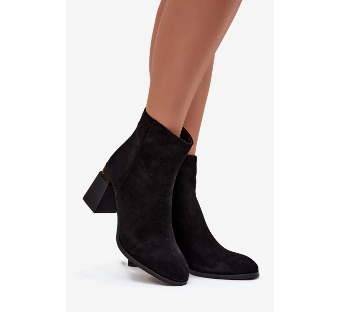 Dámské kozačky z přírodního semiše na podpatku vyhřívané D&A CR52-718 Černé