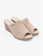 Výborné hnědé nazouváky dámské platforma Výborné hnědé nazouváky dámské platforma