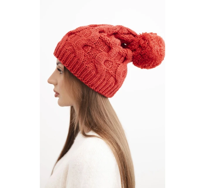 Dámská zimní čepice z vlny s hrubým copánkovým vzorem K458 červená