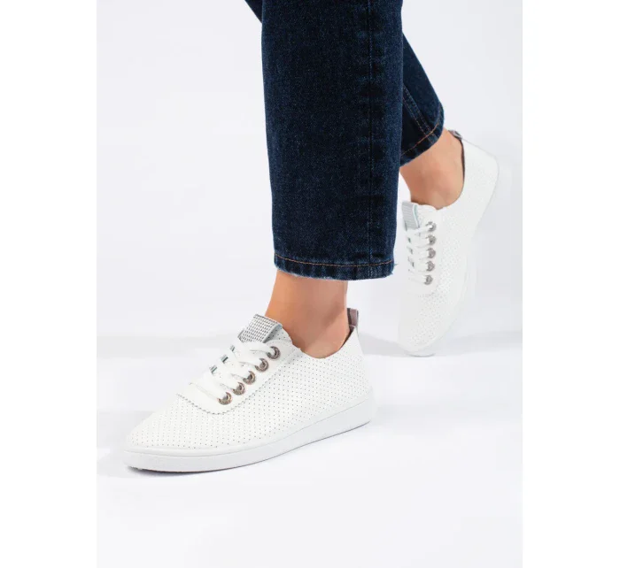 Krásné bílé dámské  tenisky bez podpatku