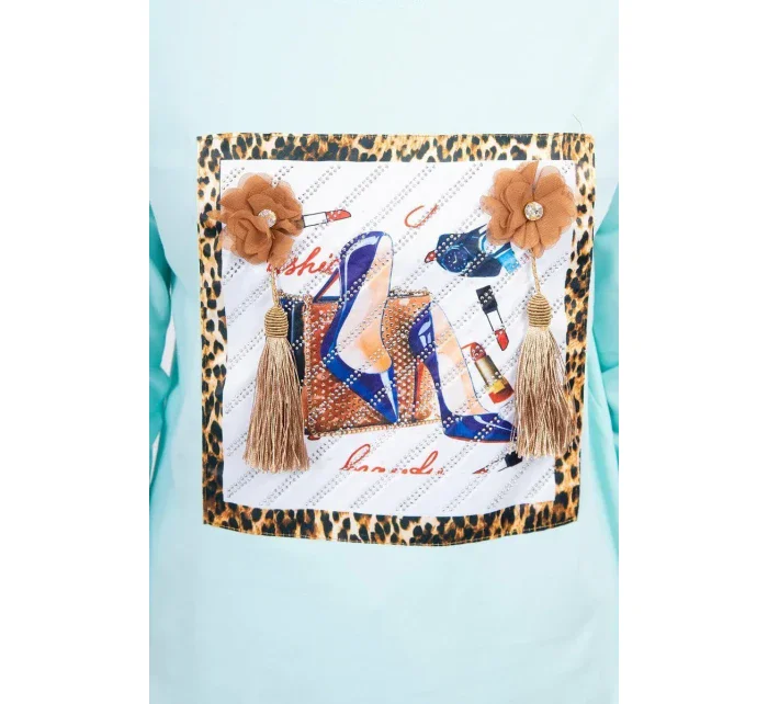 Halenka s 3D grafikou a zdobenými volánky mint Halenka s 3D grafikou a zdobenými volánky mint