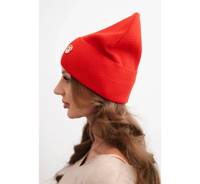 Dámská čepice z modalu a viskózy s ozdobným knoflíkem červená Dámská čepice z modalu a viskózy s ozdobným knoflíkem červená