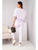 Dámský komplet viskózový máslový s krátkým rukávem a kalhotami s ohrnutím nohavice světle fialový