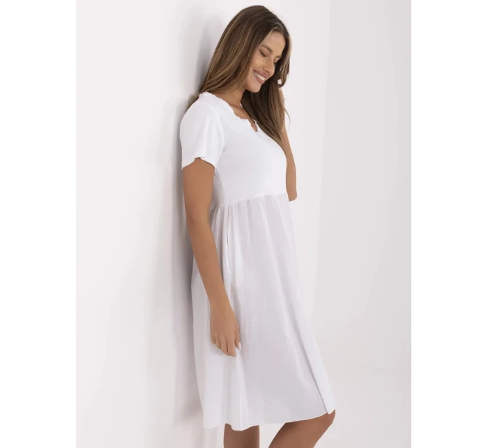 Sukienka DHJ SK model 21142119 biały - FPrice