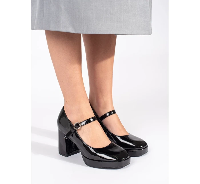 Krásné  polobotky dámské černé na širokém podpatku