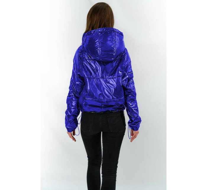 Světle modrá lesklá prošívaná dámská bunda s kapucí (B9560)