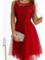 Dámské šaty s guipure a jemným tylem Numoco Caterina - červené