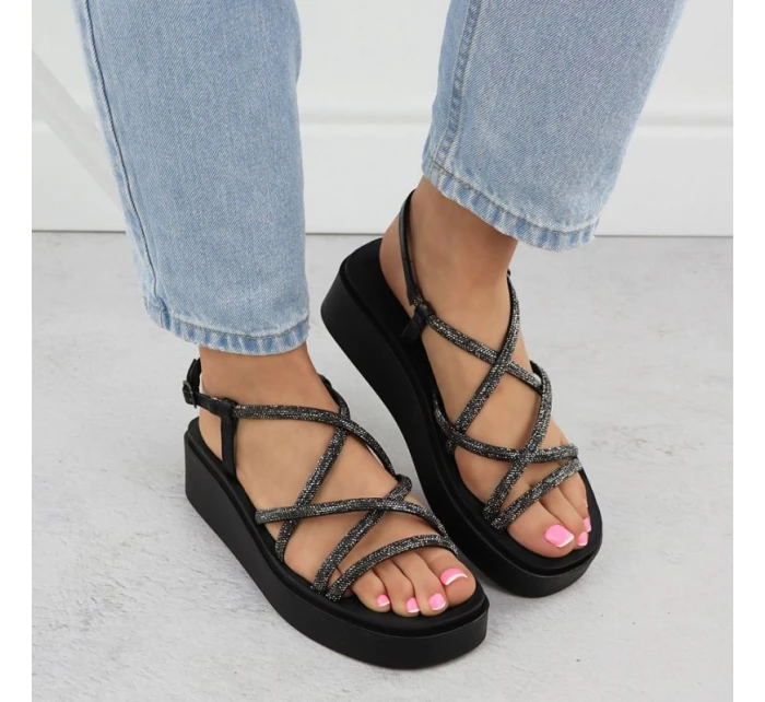 Dámské sandály na se zirkony černé model 21905027 - FILIPPO Dámské sandály na se zirkony černé model 21905027 - FILIPPO