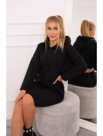 Šaty s kapucí a bočním rozparkem černé Šaty s kapucí a bočním rozparkem černé