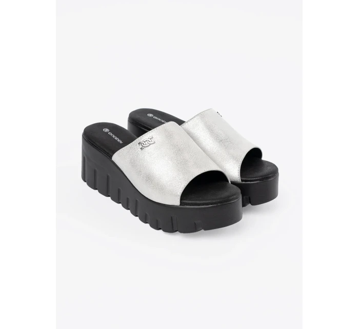 Moderní nazouváky dámské stříbrné platforma Moderní nazouváky dámské stříbrné platforma