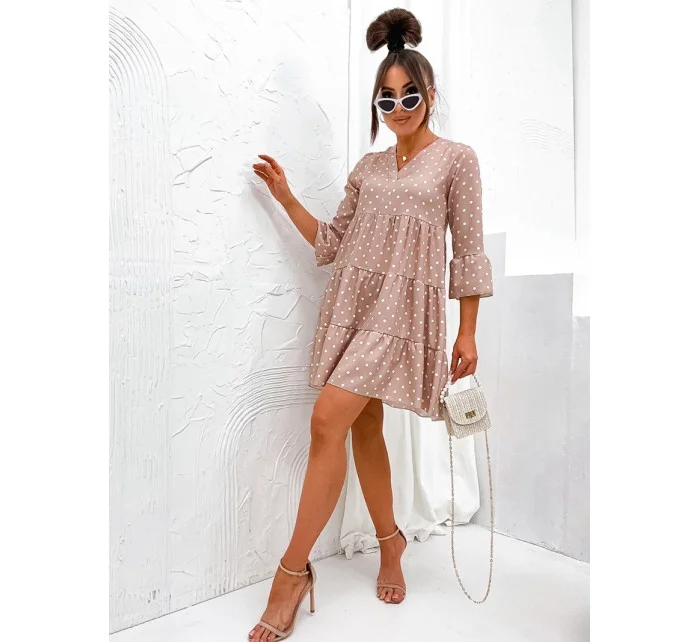 Béžové puntíkované šaty s volánky (706) Béžové puntíkované šaty s volánky (706)