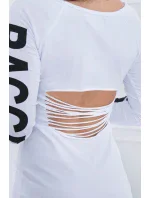 Otrhané bílé šaty Otrhané bílé šaty