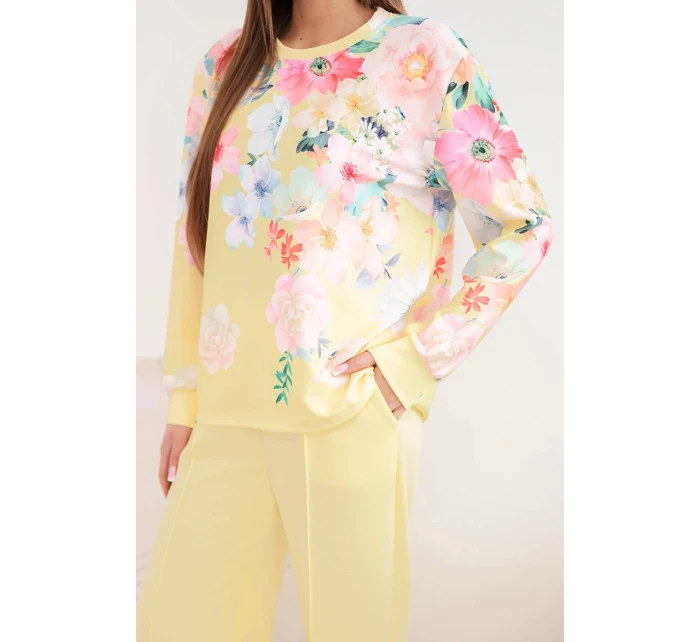 Dámský máslový viskózový komplet s květinovým vzorem se širokými nohavicemi žlutý