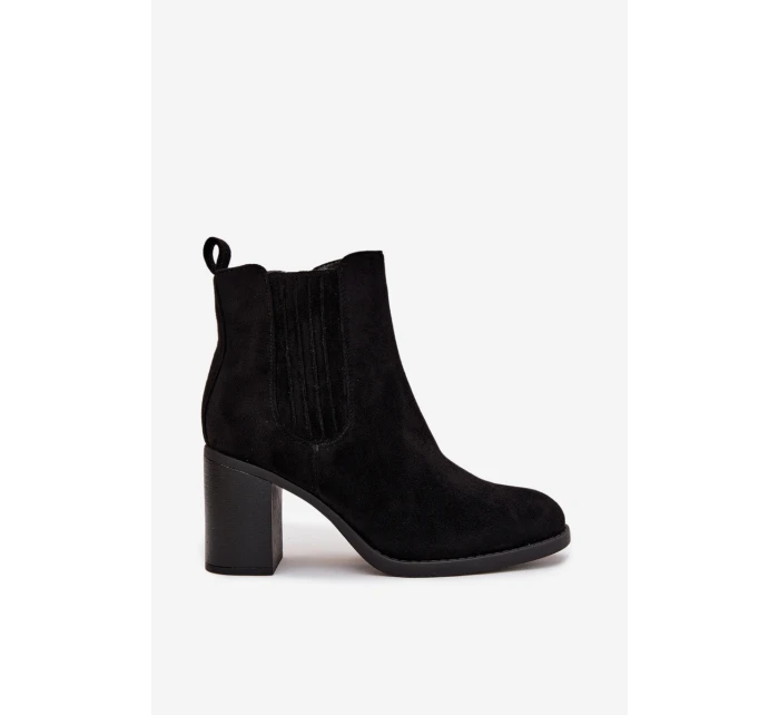 Dámské zateplené botky Brevina – Černé, na sloupkovém podpatku Dámské zateplené botky Brevina – Černé, na sloupkovém podpatku