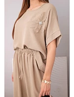 Dámský komplet z viskózy s ozdobným květem a širokými kalhotami fango