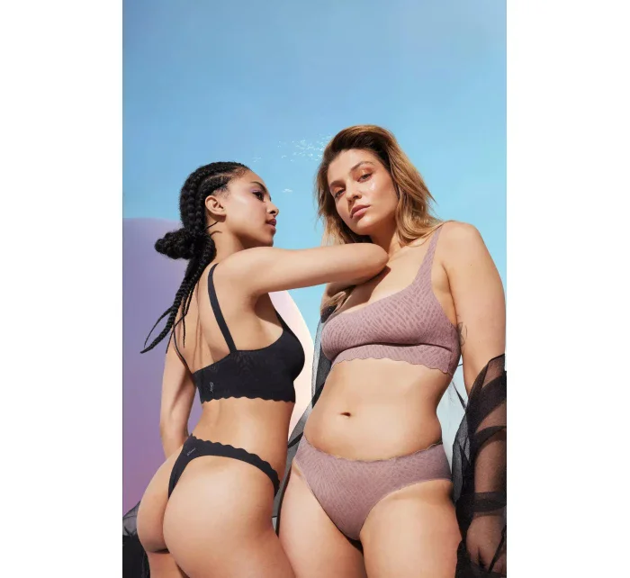 Dámská tanga ZERO Feel Bliss String - BLACK - černé 0004 - SLOGGI Dámská tanga ZERO Feel Bliss String - BLACK - černé 0004 - SLOGGI