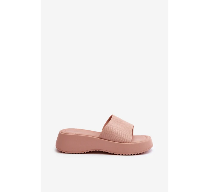 Dámské sandály na platformě a klínu růžové model 21666117 - Boto Dámské sandály na platformě a klínu růžové model 21666117 - Boto