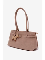 Kožená kabelka z imitace semiše s přívěskem béžová model 22111698 - Flora&Co