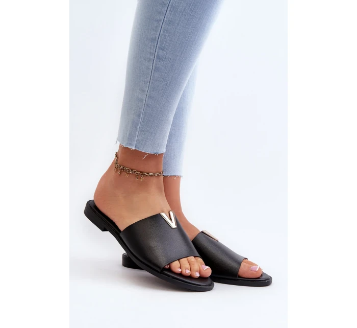 Dámské pantofle z eko kůže na plochém podpatku, černá Maliha Dámské pantofle z eko kůže na plochém podpatku, černá Maliha