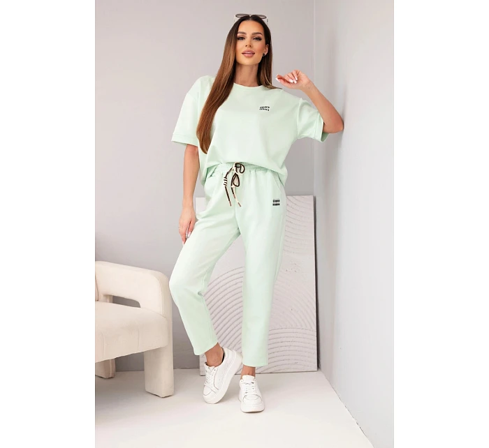 Dámský viskózový máslový komplet s krátkým rukávem a kalhotami s ohrnovanou nohavicí mentolový