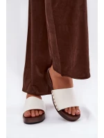 Dámské nazouváky s přezkami bílé Terissa Dámské nazouváky s přezkami bílé Terissa