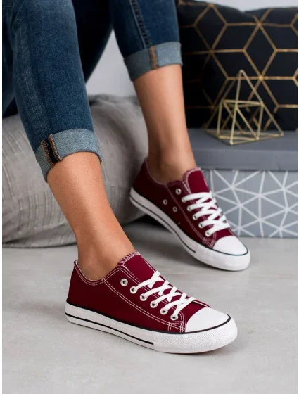 Originální červené dámské tenisky bez podpatku Originální červené dámské tenisky bez podpatku