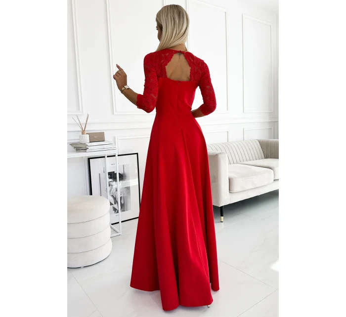 AMBER Elegantní červené dlouhé dámské krajkové šaty s výstřihem a rozparkem na noze model 19144269 - numoco