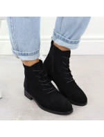 Dámské černé semišové prolamované kozačky model 21905582 - S.Barski Dámské černé semišové prolamované kozačky model 21905582 - S.Barski