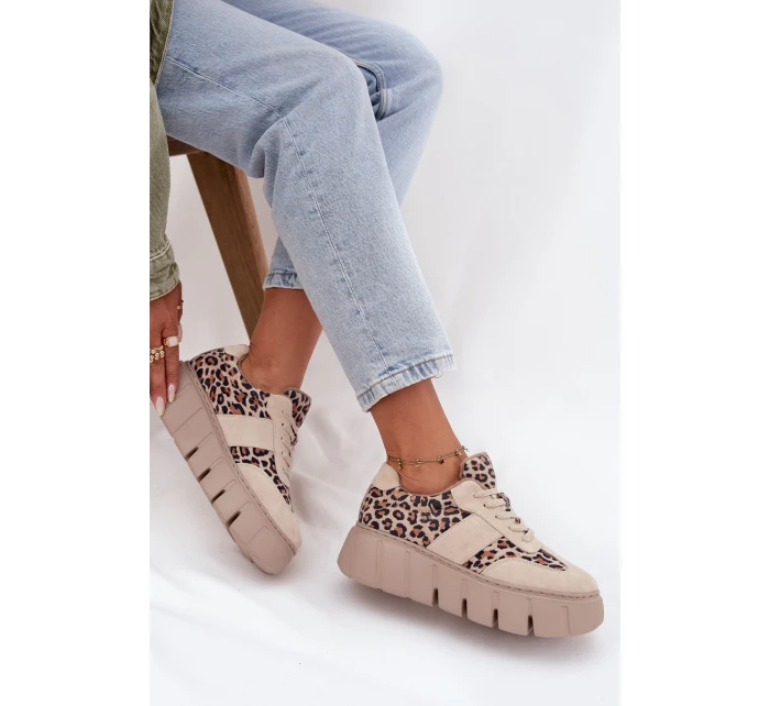 Semišové zateplené dámské tenisky na masivní platformě béžové model 21707642 - VINCEZA Semišové zateplené dámské tenisky na masivní platformě béžové model 21707642 - VINCEZA