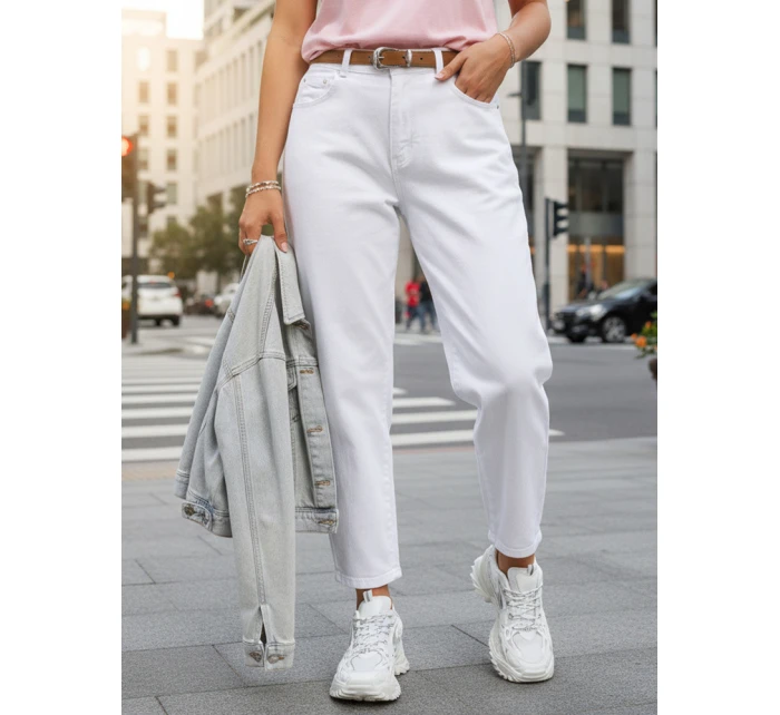 damskie mom fit z paskiem białe model 22016737 - FashionStreet