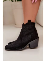 Dámské perforované kotníkové boty na podpatku model 22007400 Černé - S.Barski