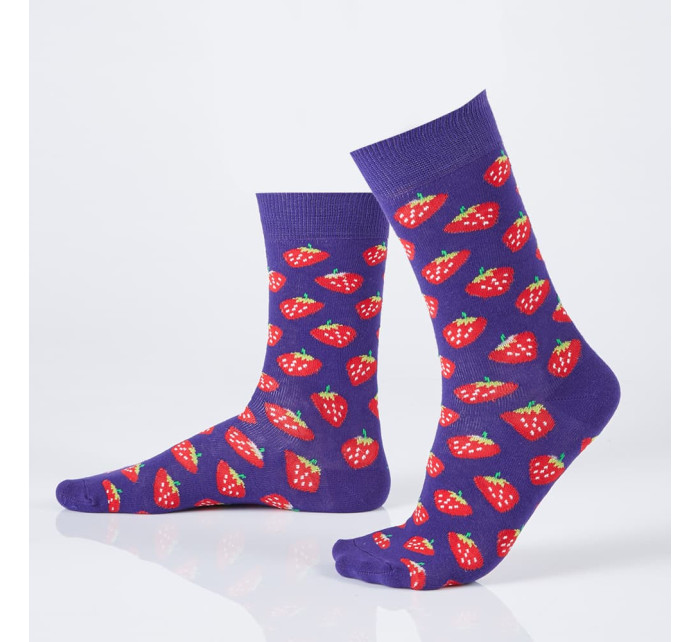 Pánské fialové ponožky s jahodami