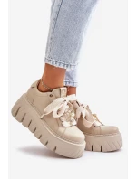 Dámské tenisky na masivní podrážce se zlatou ozdobou model 21672483 Béžové - CheBello