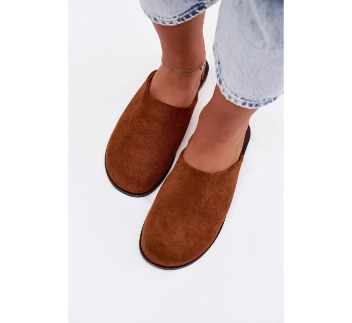 Dámské ploché sandály z eko semiše Camel model 21960869 - Boto