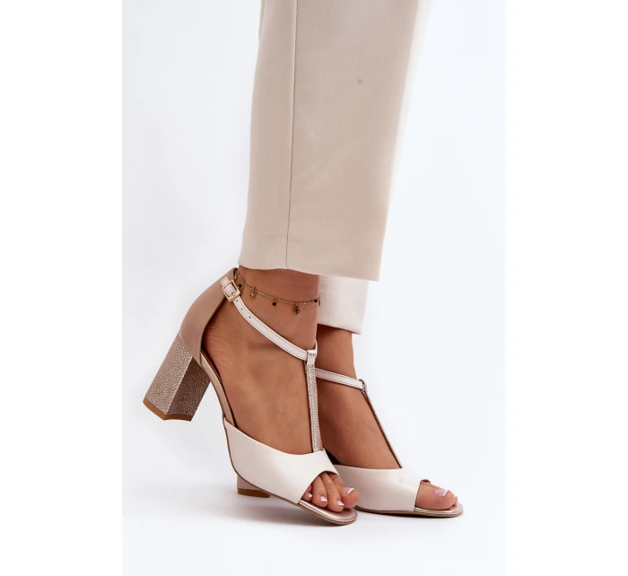 Kožené sandály na podpatku Laura Messi 2759 béžové Kožené sandály na podpatku Laura Messi 2759 béžové