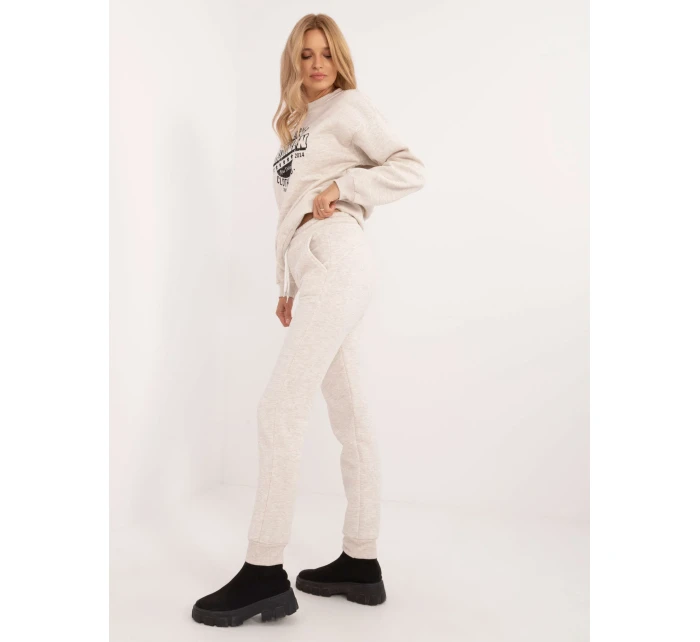 Spodnie dresowe EM DR model 20496376 jasny beżowy - FPrice Spodnie dresowe EM DR model 20496376 jasny beżowy - FPrice