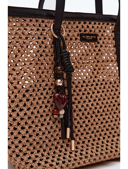 Černá taška typu Shopper s přívěskem model 22221071 - Flora&Co