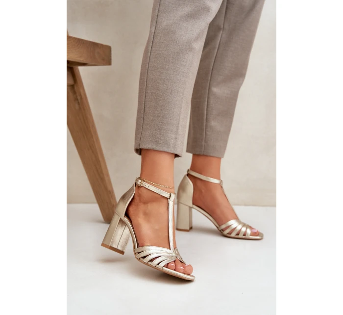 Sandály Z Přírodní Kůže Na Podpatku Laura Messi 2766