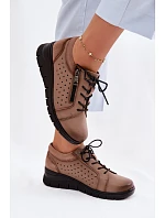 Kožené dámské polobotky na platformě model 22100867 Béžové - VINCEZA Kožené dámské polobotky na platformě model 22100867 Béžové - VINCEZA