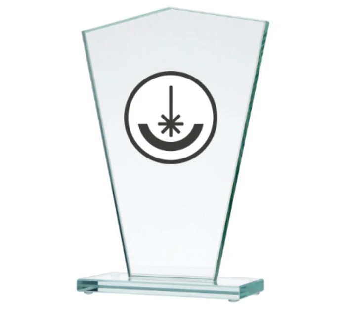 Gravírovaná skleněná trofej Gravírovaná skleněná trofej
