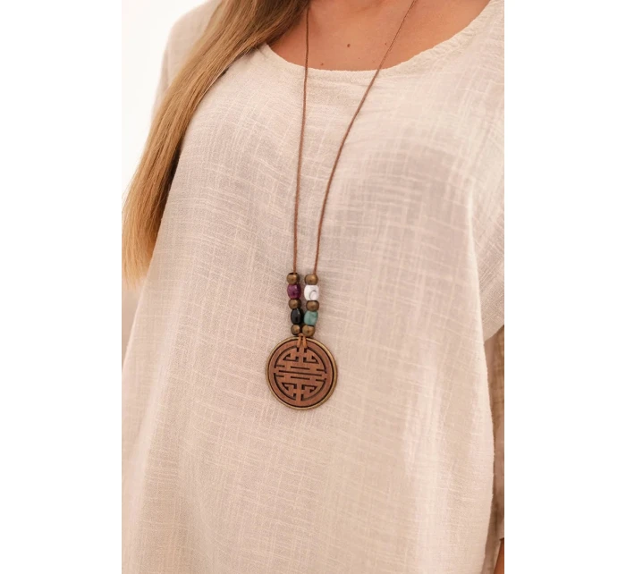 Dámský komplet z model 21193162 blůza s náhrdelníkem a kalhoty béžový - K-Fashion Dámský komplet z model 21193162 blůza s náhrdelníkem a kalhoty béžový - K-Fashion