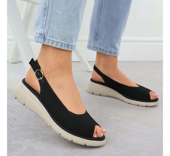 Dámské textilní sandály na platformě černé Vinceza 97303